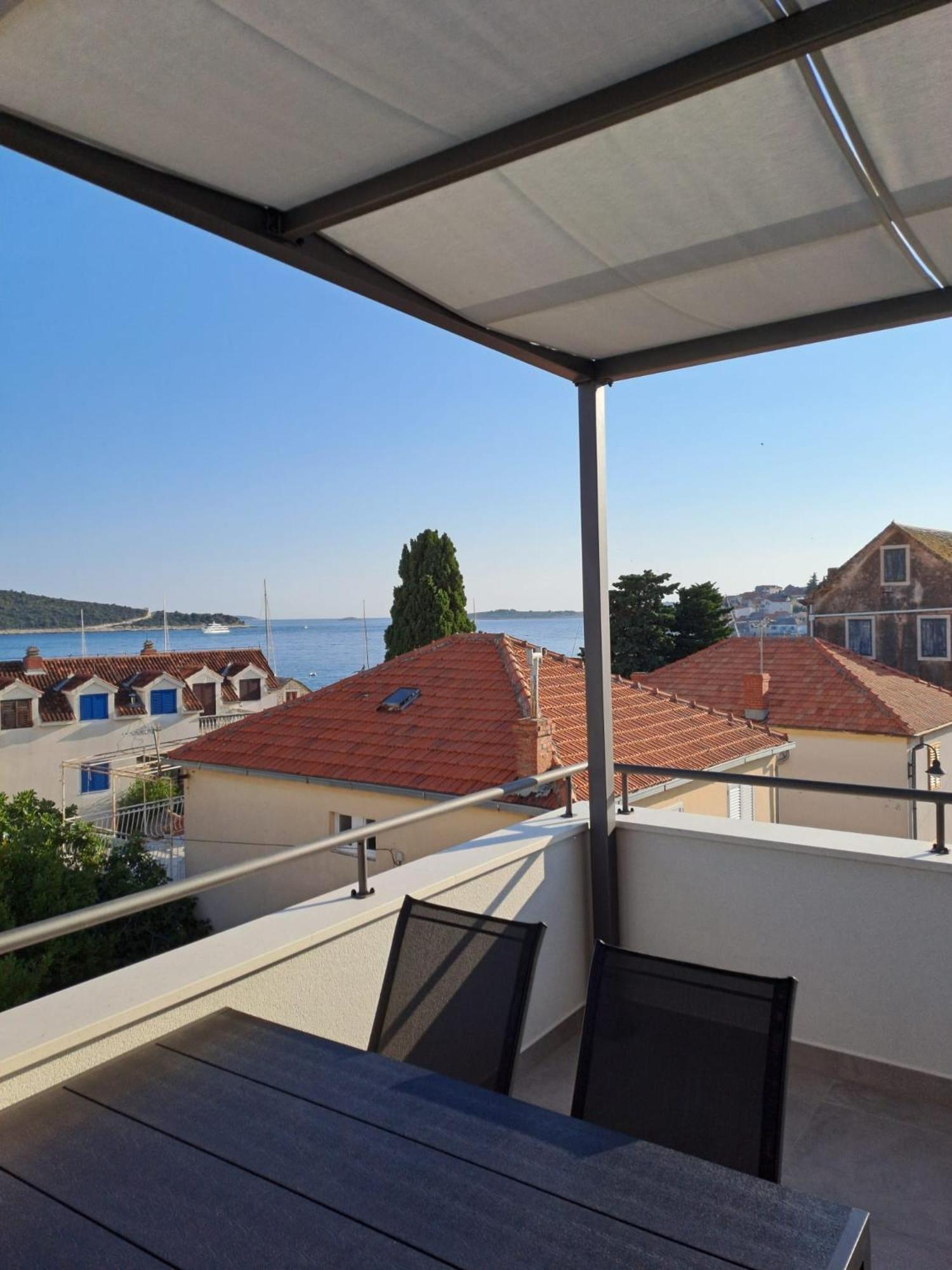 Apartment Smokvica - New Primošten